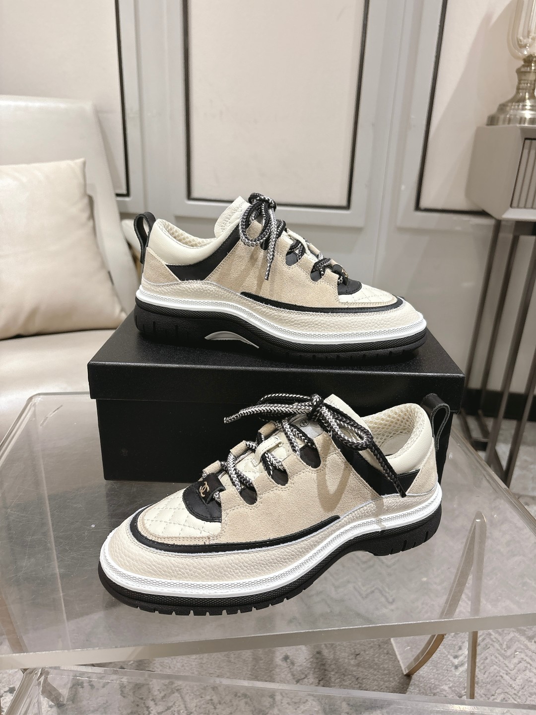 Women's high heels